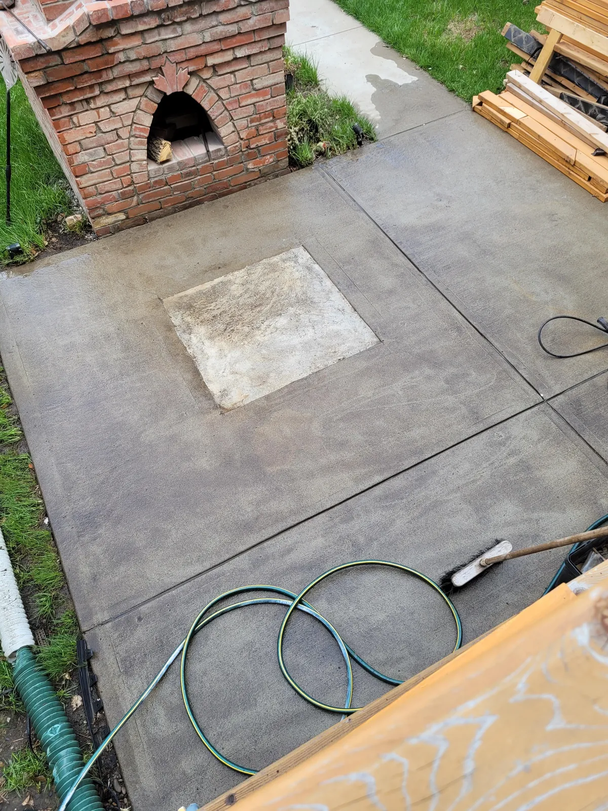 I built a patio to go with my pizza oven