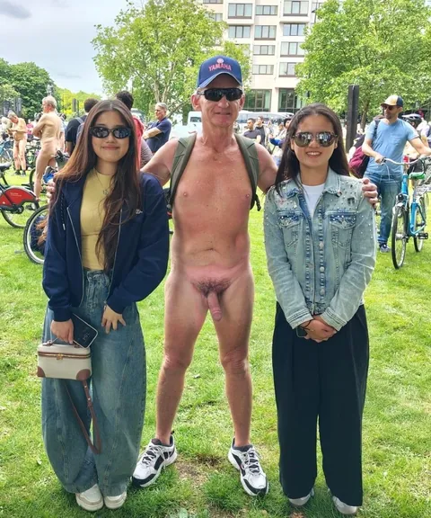 Sexy CFNM
