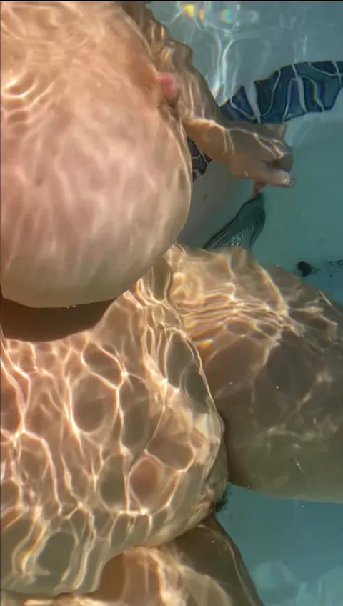 Which ones your favorite? 💦