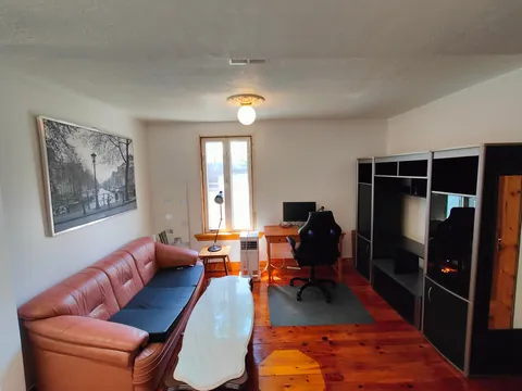 Less than a month after moving in. Swipe to see before!