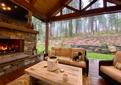 Our coffee spot for this rainy morning in the mountains.