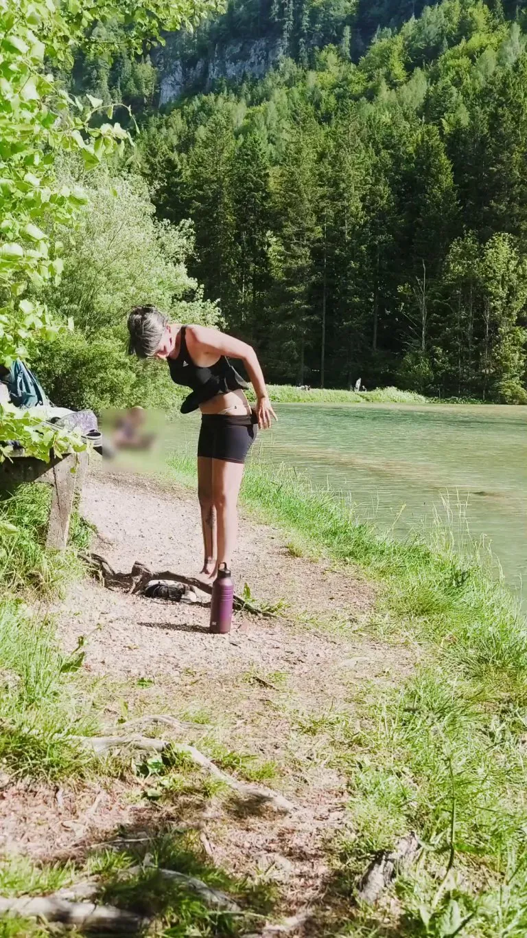 No bikinis by the lake and no problem, give them all a good show