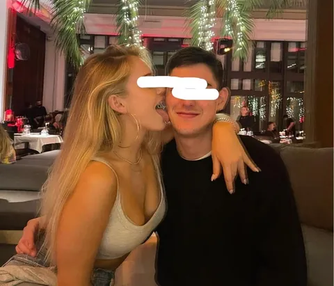 M27F24 LA couple looking for similar!