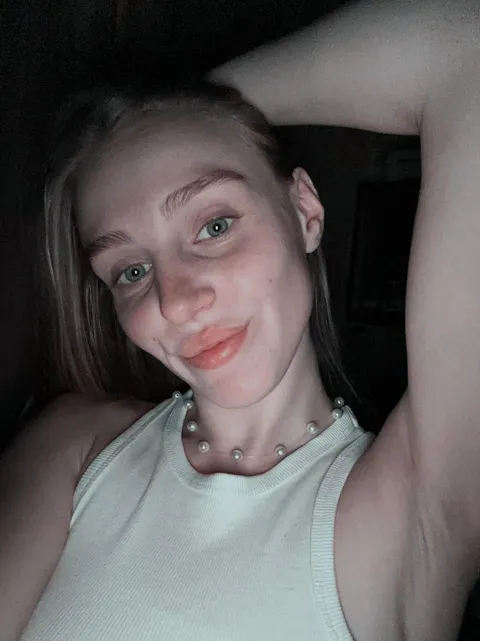 I shaved them and now I'm so to show them off to you all, hope they are worth getting licked maybe? (be honest)