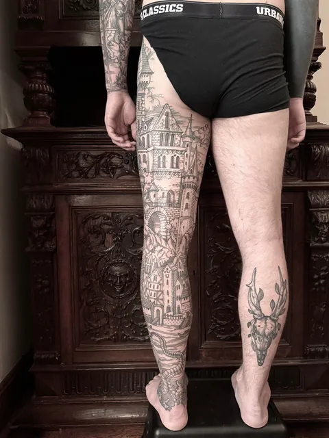 Full leg tattoo made by me (Ivan Zagusta) at Zaraza tattoo shop in Warsaw, Poland.