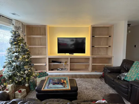 Built this over the longest ‘weekend project’ ever. Finally finished my first set of built-ins in my home!