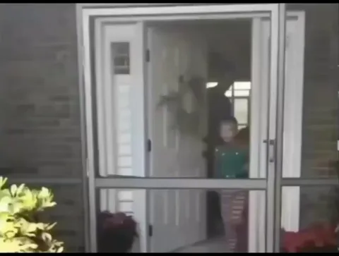 He didn't touch the car first 🥹❤️‍🩹