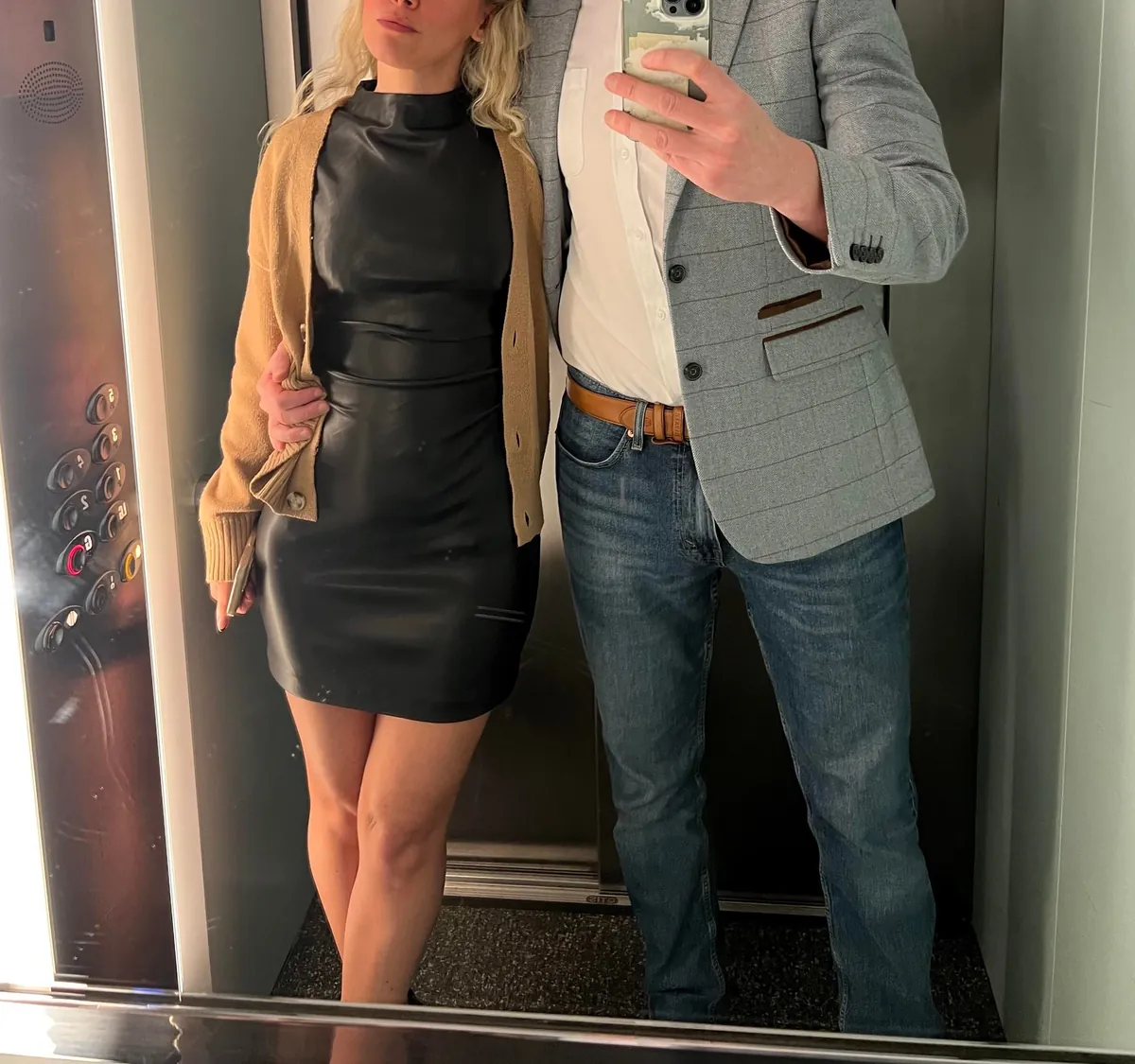 An amazing weekend, hotel meets and our first club experience. Cannot wait until next weekend 😈