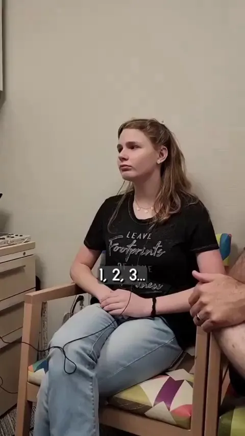 14 yo girl hears for the first time after getting cochlear implants 🦻 Her joy will bring tears to your eyes.