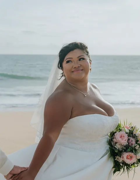 did my own wedding makeup- thank goodness it turned out okay in pics!