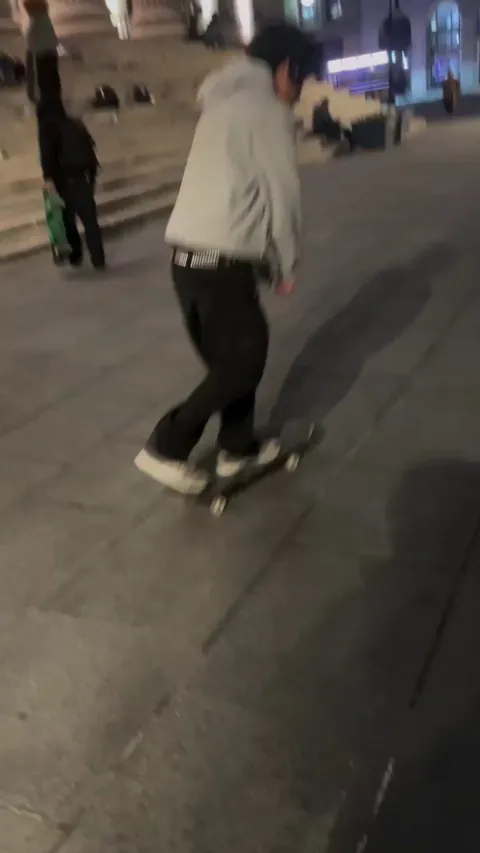 Dude traumatized the huzz for life