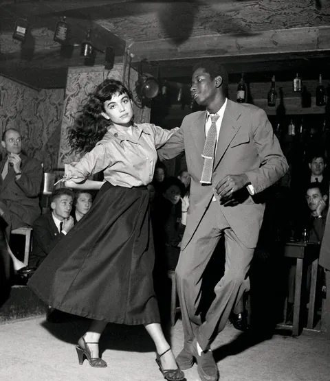 Be bop à Saint Germain des Prés, Paris, Photo by Robert Doisneau, 1951