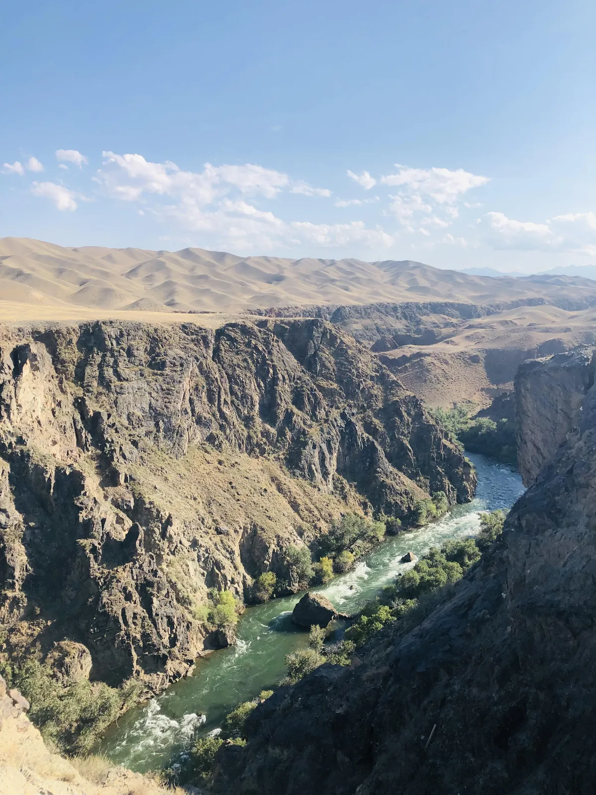 Charyn Canyon, Kazakhstan [OC] [3024x4032]