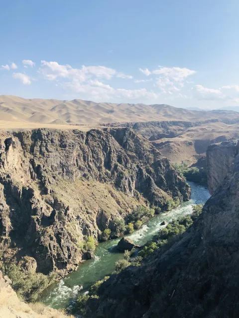 Charyn Canyon, Kazakhstan [OC] [3024x4032]