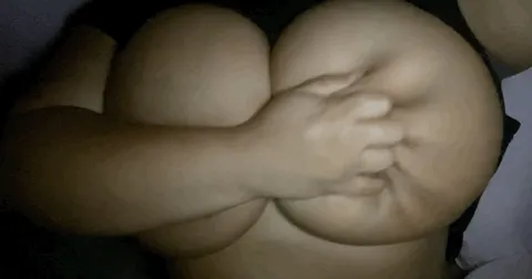 I’m addicted to squeezing them 🫣