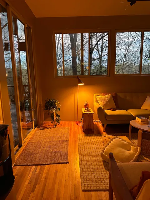 Windows open, thankful for spring arriving 🏡