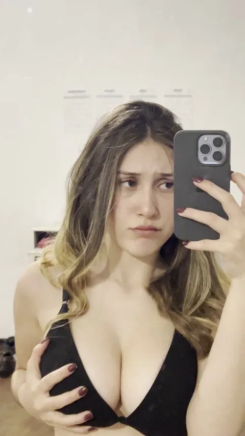 Write YES if your dick is over 3 inches and you're over 25. 😉 F18