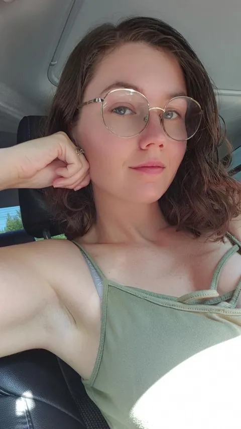 Freshly showered or post workout? 🤔