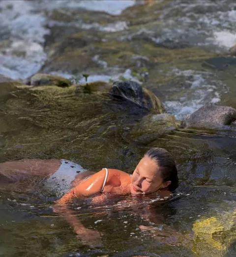 Ashley Judd living her best life in new IG photos