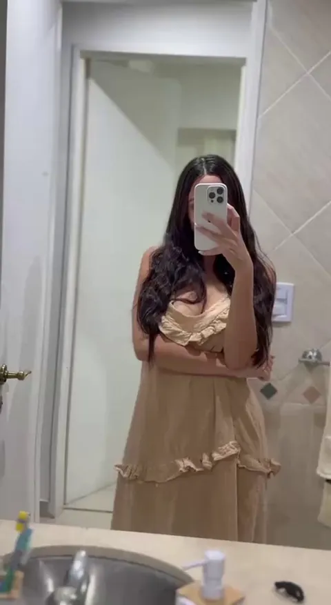 My dress reveal my body every time