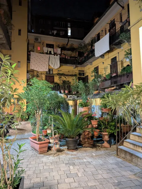 Cozy Italian courtyard 