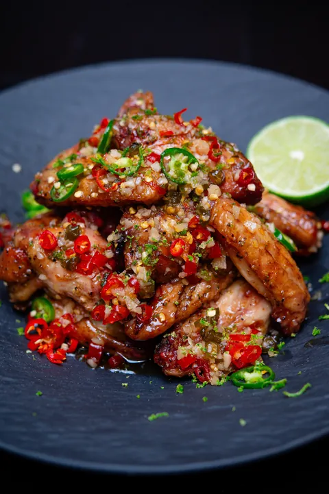 [homemade] Vietnamese style smoked chicken wings.
