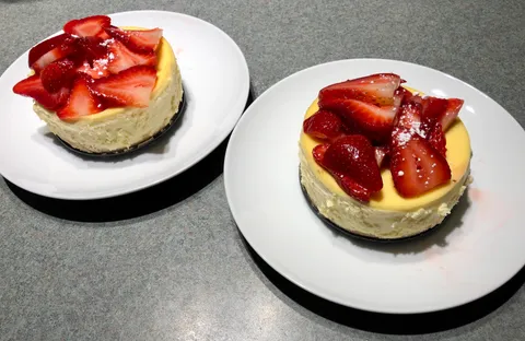 Homemade mini cheesecakes (one of which I ate for breakfast because I’m an adult and do what I want).