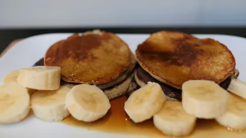 Flourless Banana pancakes!
