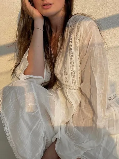 Relieve yourself between my legs. 🤍