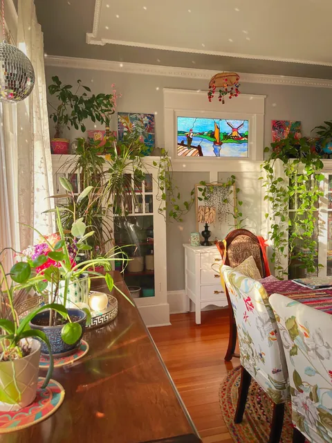 The sun kissed the island all over this morning ☀️