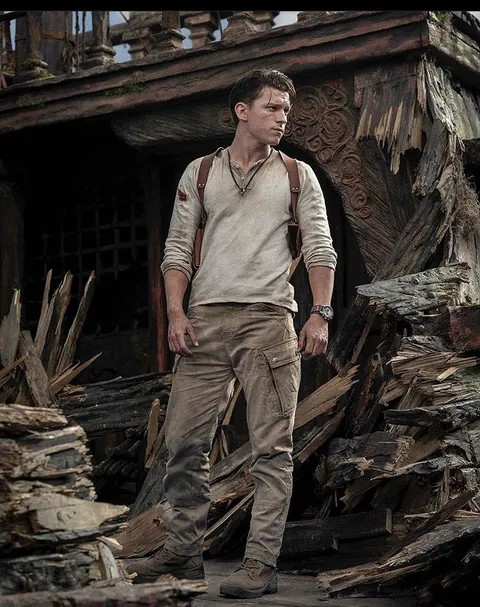 First Image of Tom Holland as Nate in Uncharted