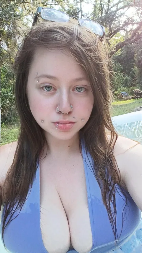 36/f bored living in a camper rn so your worst