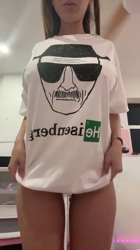 95 pound slut ready for a tittyfuck😈😈 [drop]