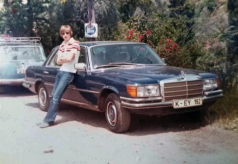 1976, 18 year old me and my dad took turns driving this new Mercedes 280S from Cologne, Germany  to Ankara, Turkey in 3 days, delivering it to a purchaser. Virtually no highways past Munich then, mostly 2 lane roads.