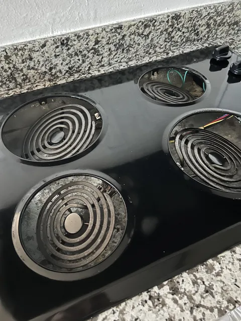 Just moved in, and this is how the stove came