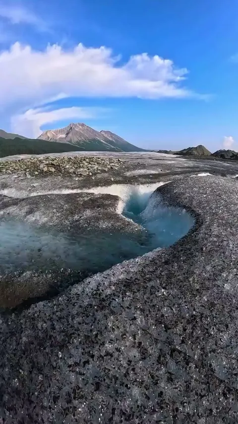 🔥 Waterfall to Nowhere