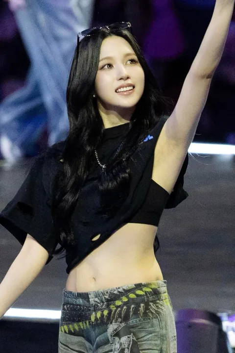 TWICE - Mina