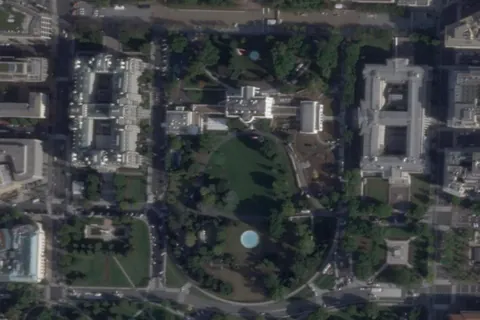 OC: After/Before of White House East Wing demolition