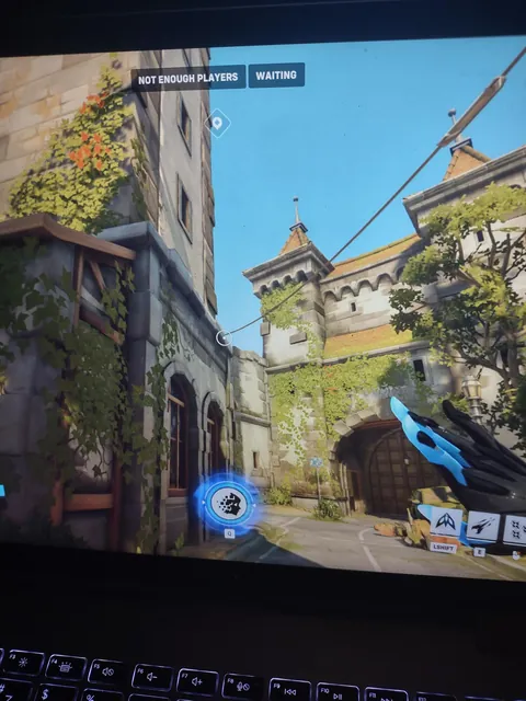 So I searched for and found all uses of this four leaf clover asset on Eichenwald, locations all pictured here.