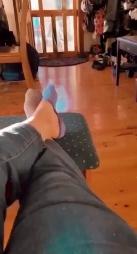 He said pleaseeee.. 😅