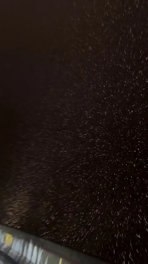 Spectacular footage taken during snowfall on the highway between Xinjiang and Tibet in China.