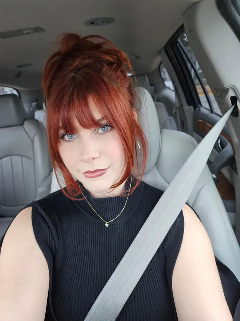 Red hair and soft glam