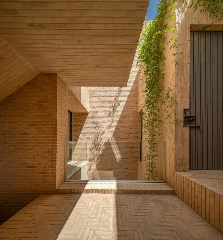 Brick - two contemporary residential buildings in isfahan, iran. 