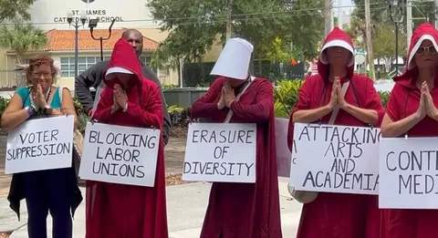 The Handmaids in Orlando yesterday (OC)