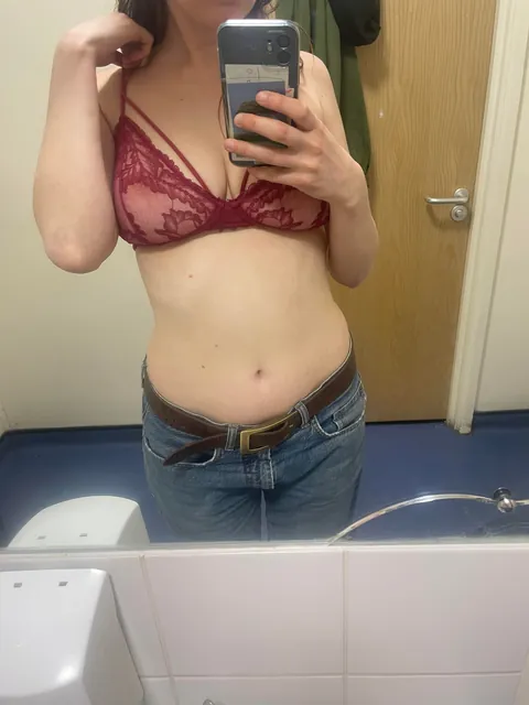 Undress me at work :) (f,27)