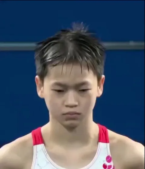 A 14-year-old diver, Hongchan Quan, who won gold at the Tokyo Olympics, 2020 competed to earn money for her sick Mom. Her dives were literally in perfect.