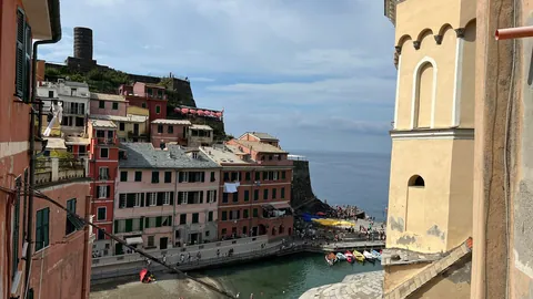 Vernazza, Cinque Terre, Italy. What a beautiful little village