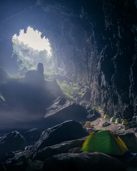 Hang Son Doong - The Largest Cave on Earth