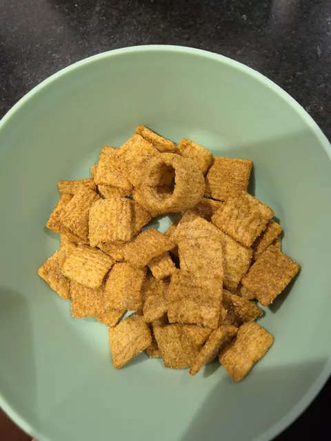 Cinnamon Toast Crunch Cylinder