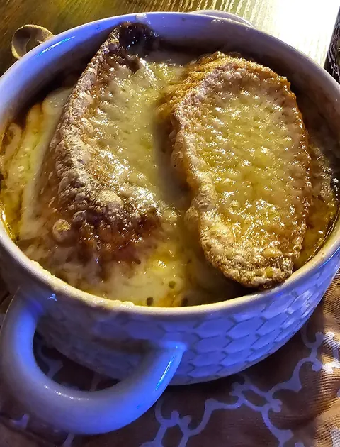 [Homemade] French onion soup.